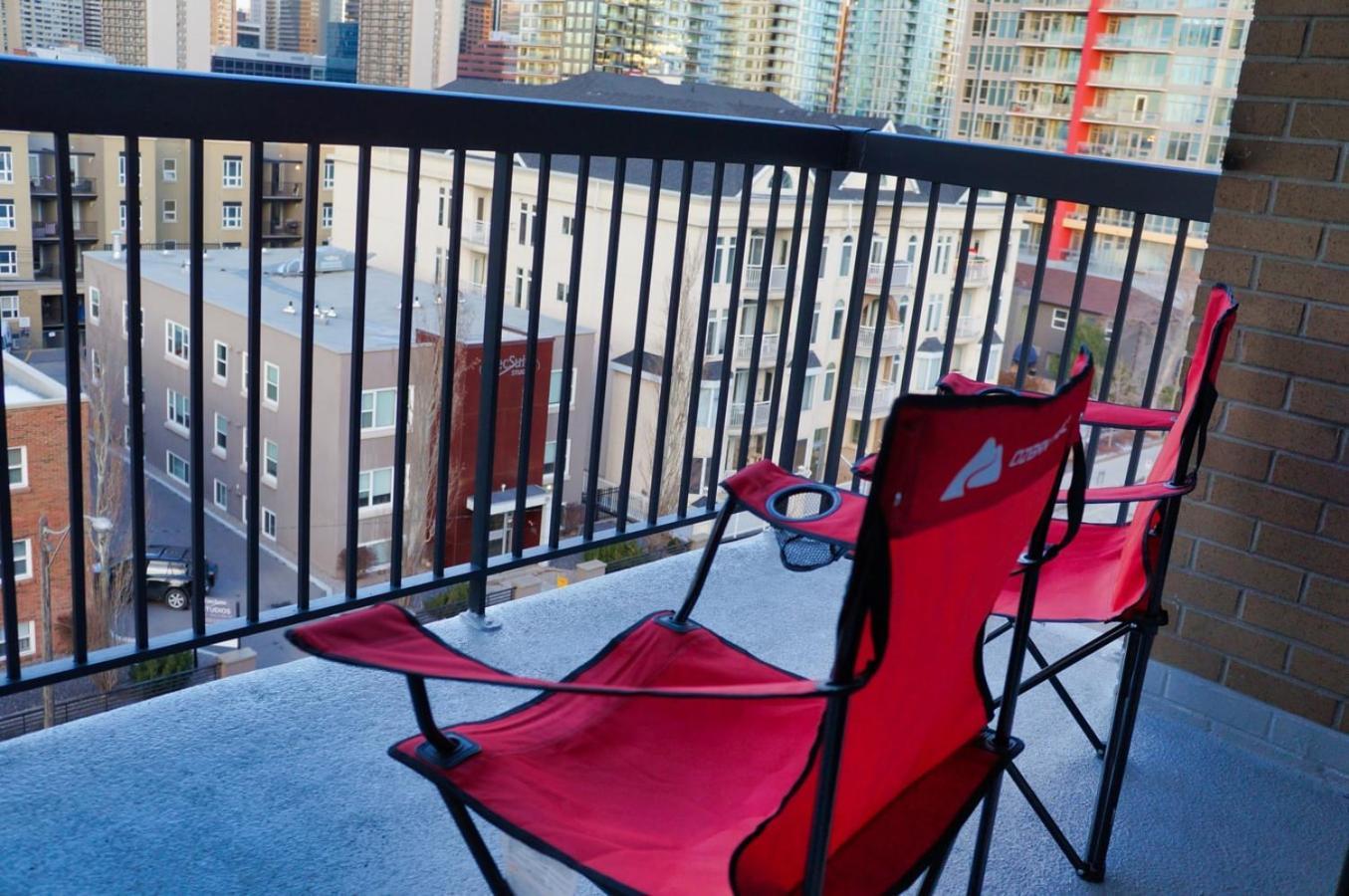 Spacious 2 Bedroom In Beltline On The Floor Calgary