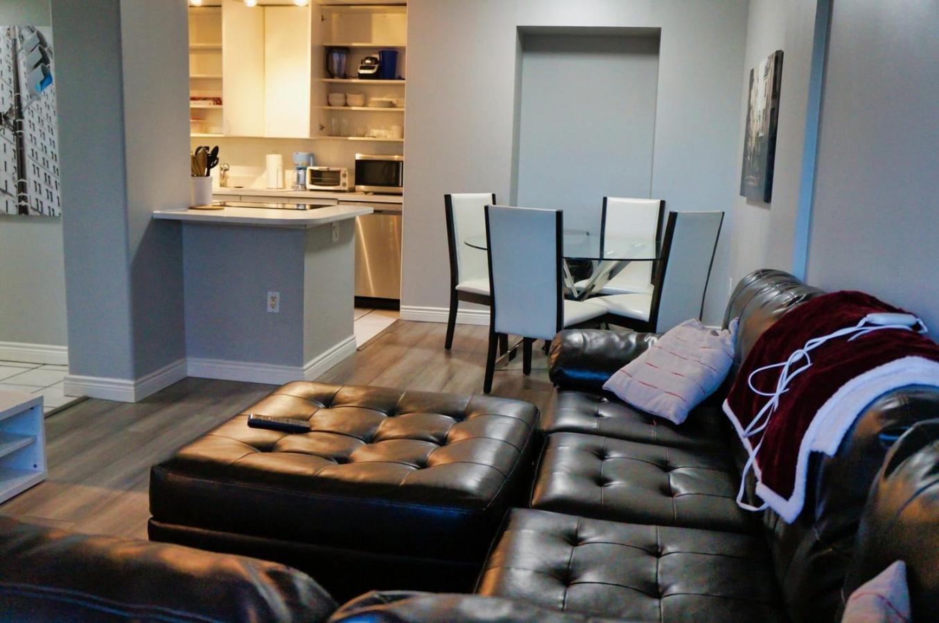 Spacious 2 Bedroom In Beltline On The Floor * Calgary