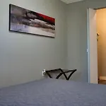 Spacious 2 Bedroom In Beltline On The Top Floor